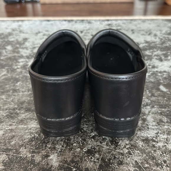 Dansko Black Leather Professional Clogs Size 41 - Picture 4 of 6